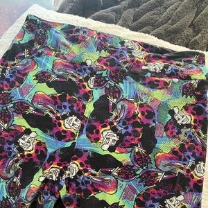 Lularoe Disney leggings